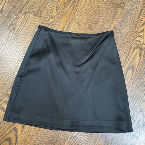 Black Wilfred Tavern satin mini skirt - Picture 2 of 14